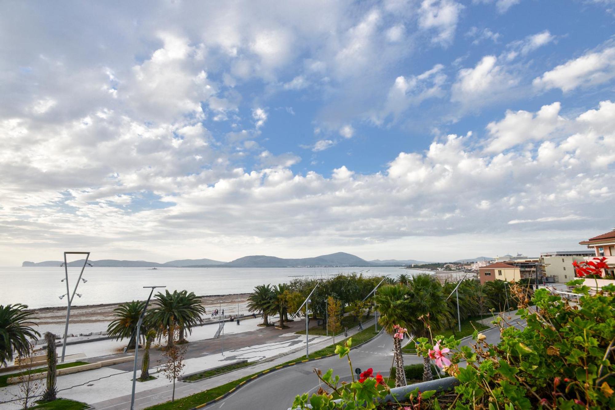 Diamond Garibaldi Apartment Alghero Luaran gambar